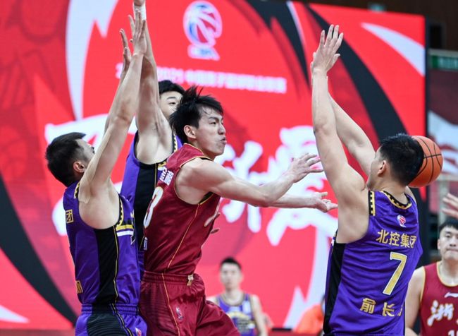 凯恩与50激战TES分钟，出色发挥胜负难料！，杜兰特焦点对战全场沸腾不已的简单介绍