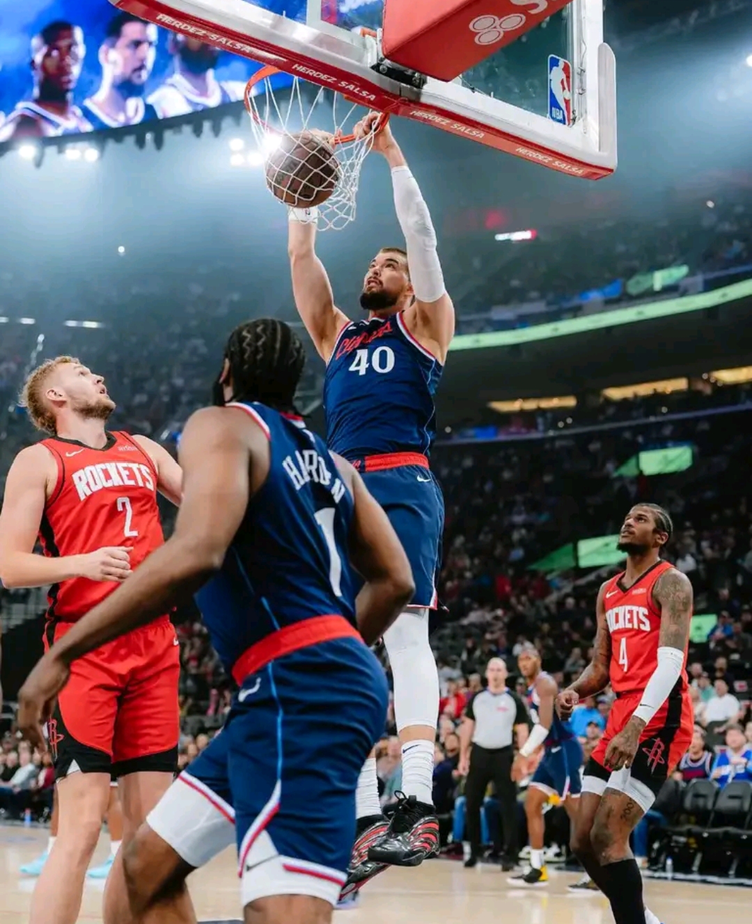 丹佛掘金集结日止住颓势，志在NBA季后赛名次提升，令人意外，球队文化被再次提及的简单介绍